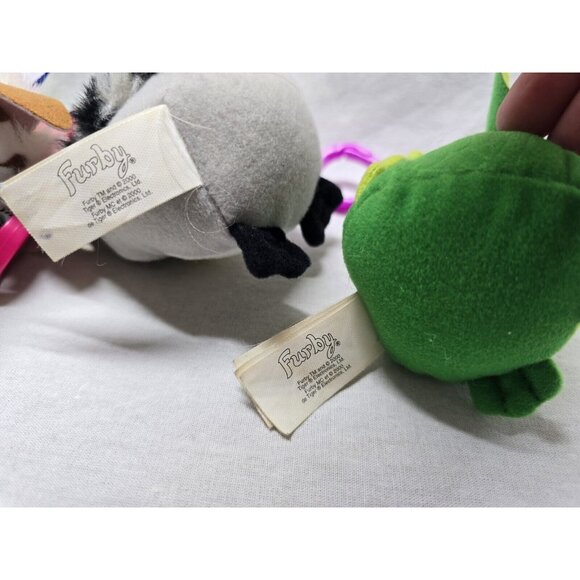 Furby Keychain Backpack Clips- Mcdonalds Happy Meal- Vintage- Lot Of 4 - Picture 9 of 9